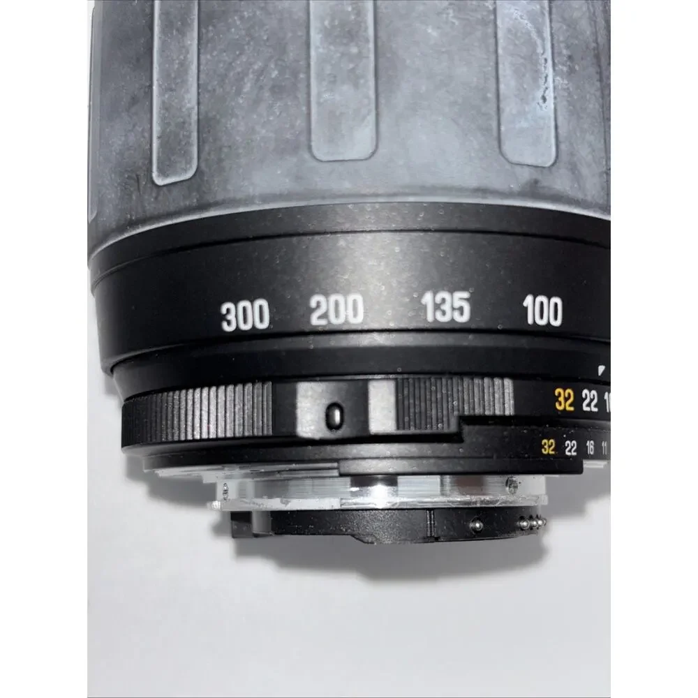 Tamron 75-300mm f/4.5-5.6 Telephoto Zoom Lens Made In Japan, good condition